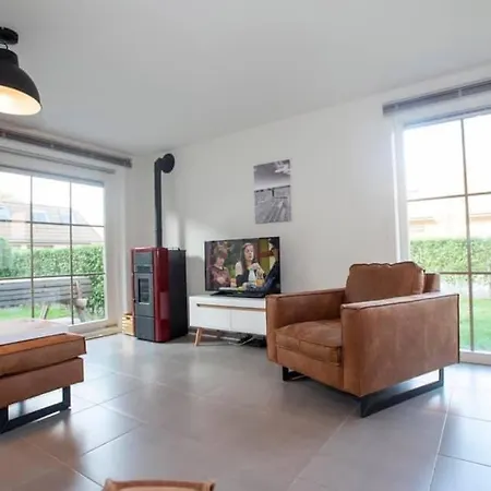 Vlak Aan Plopsaland En De Zee * De Panne