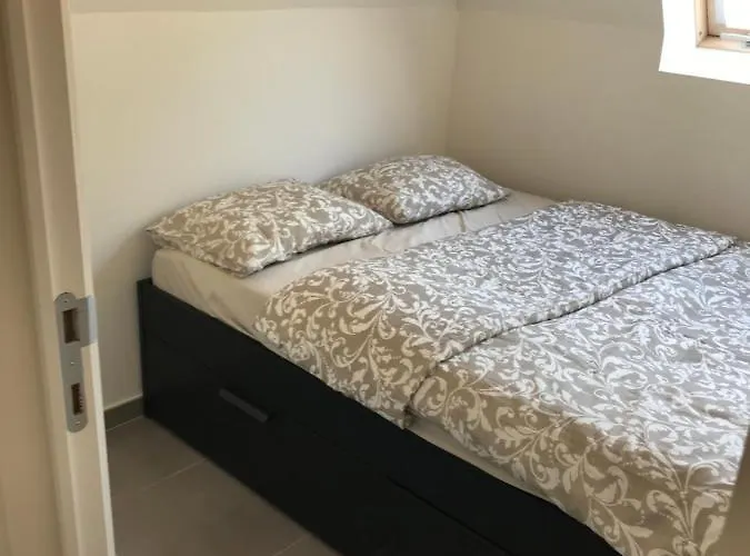 Vlak Aan Plopsaland En De Zee * De Panne