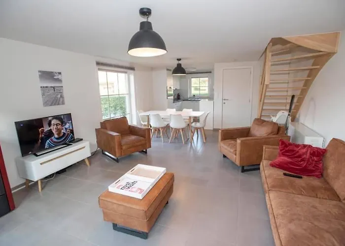 Vlak Aan Plopsaland En De Zee